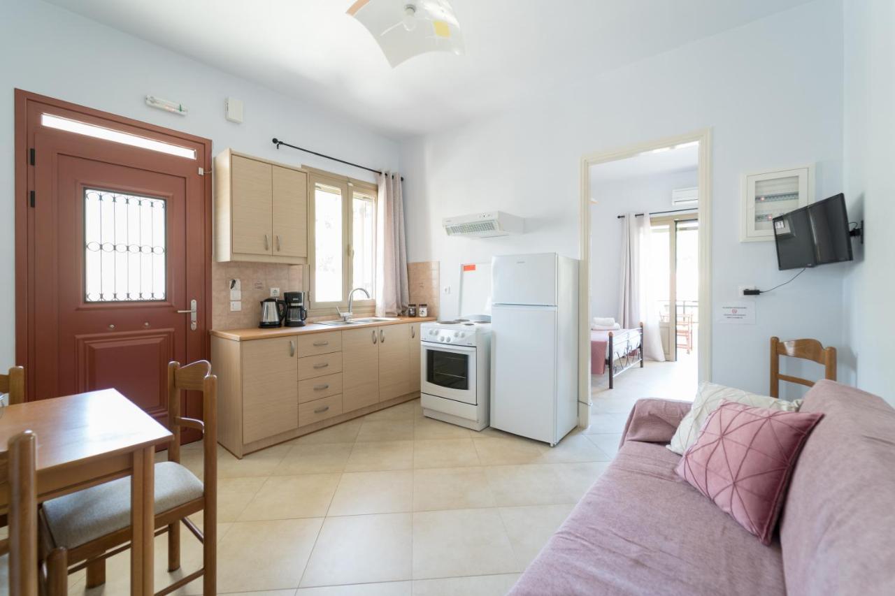 Vilatoria Guesthouse Agia Thekli Exterior photo
