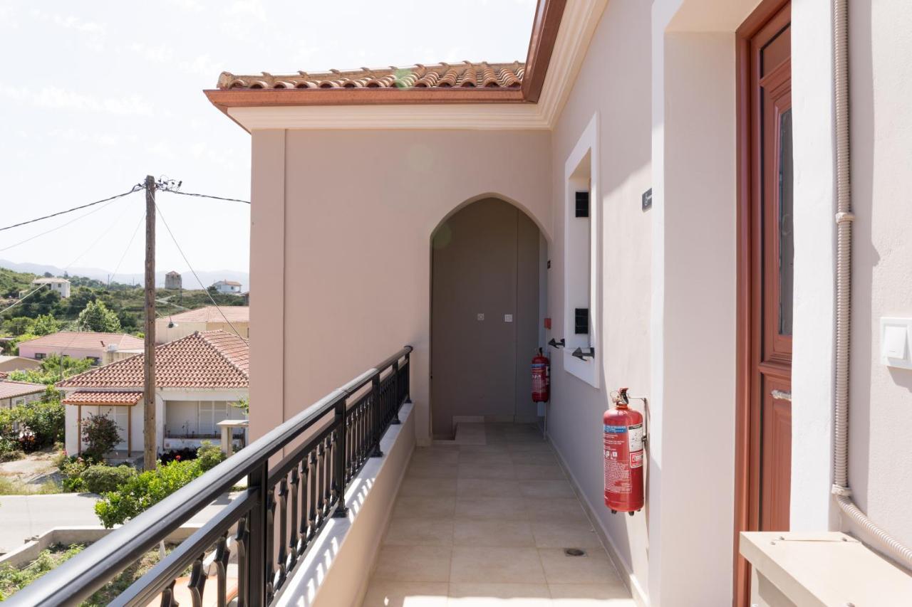 Vilatoria Guesthouse Agia Thekli Exterior photo